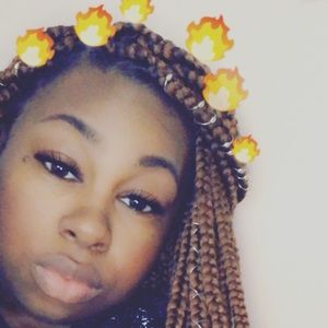 Meet your Posher, Jasmine